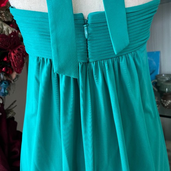 BCBG Halter Blouse in Seafoam Green - Picture 7 of 9